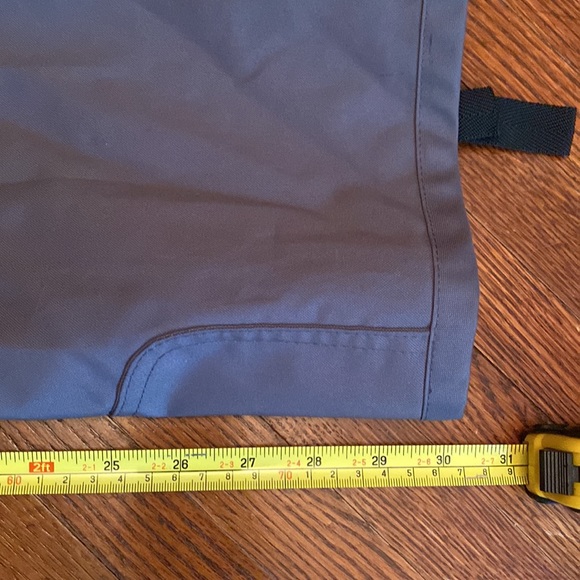 Descente North America ski snow pants size 34 pre-owned, with some spots, no hol - Picture 4 of 16